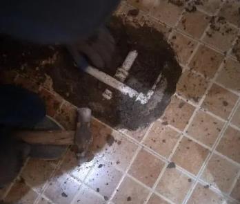 下城卫生间漏水维修公司为您分享下卫生间渗水如何处理及注意事项